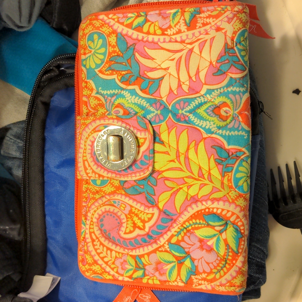 Like new condition vera Bradley wallet